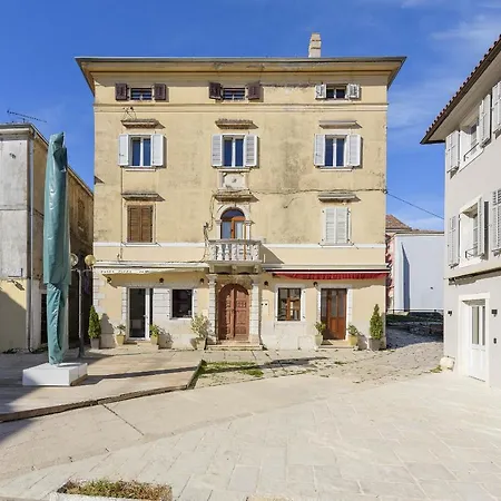 Urban Loft Old Town * 포레치